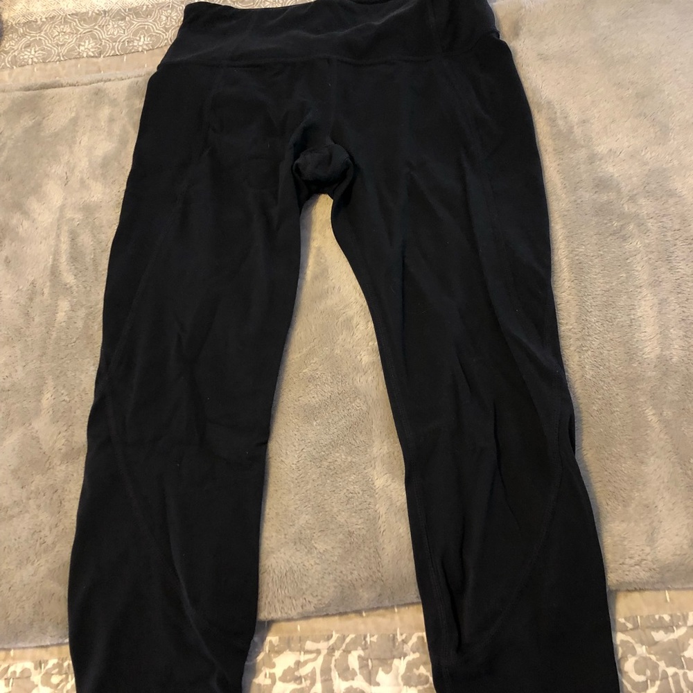 Athleta Salutation Capri